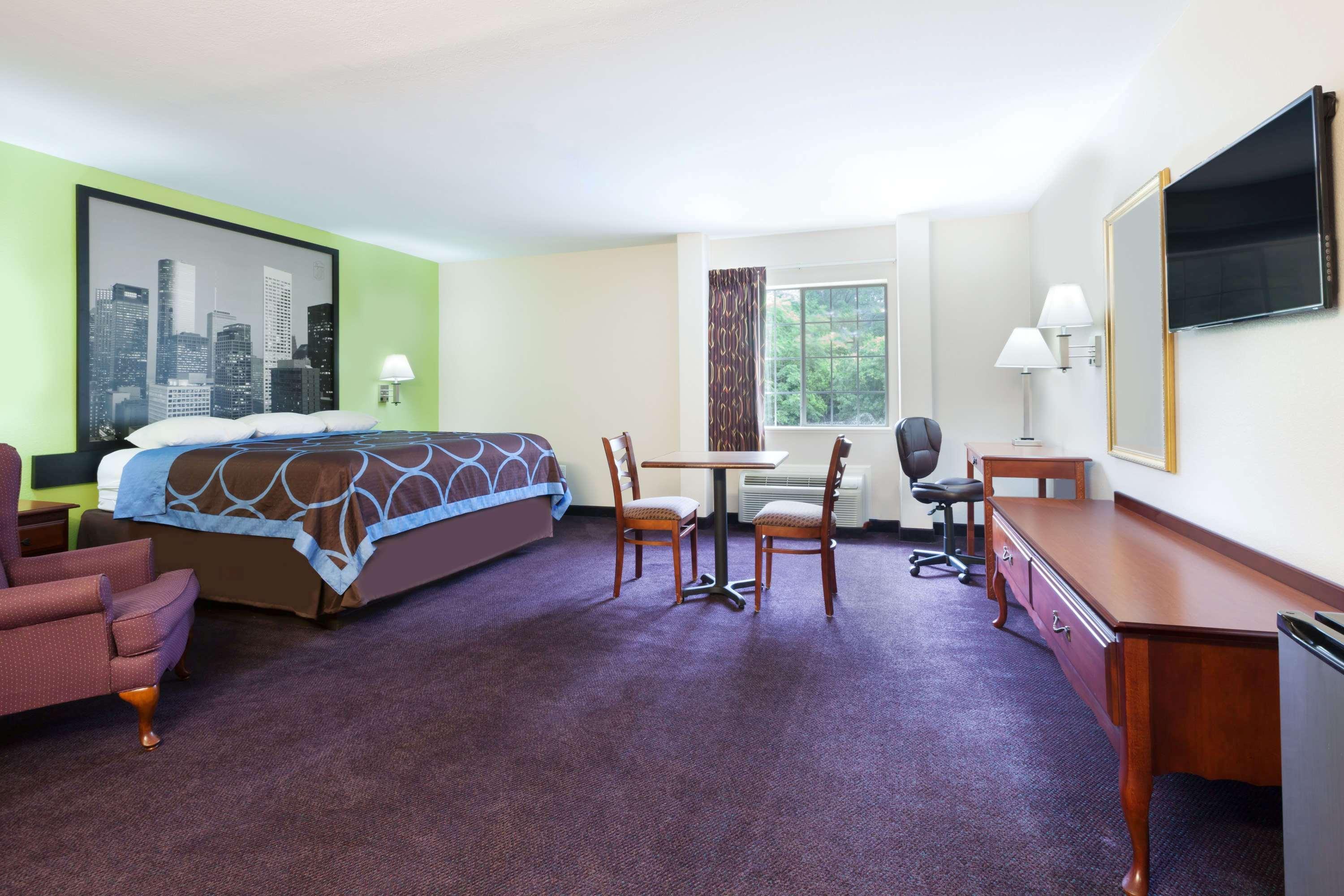 Super 8 By Wyndham האנטסוויל מראה חיצוני תמונה