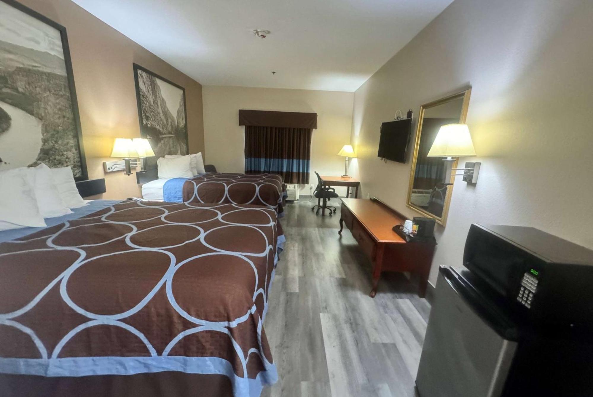 Super 8 By Wyndham האנטסוויל מראה חיצוני תמונה